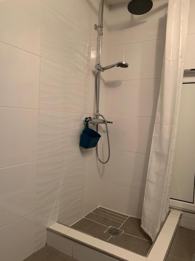 Gemuetliches Appartement In Ano Poli Thessaloníki Exteriör bild