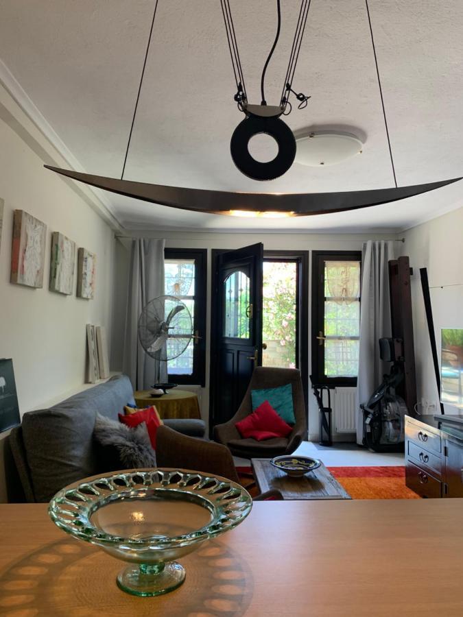 Gemuetliches Appartement In Ano Poli Thessaloníki Exteriör bild
