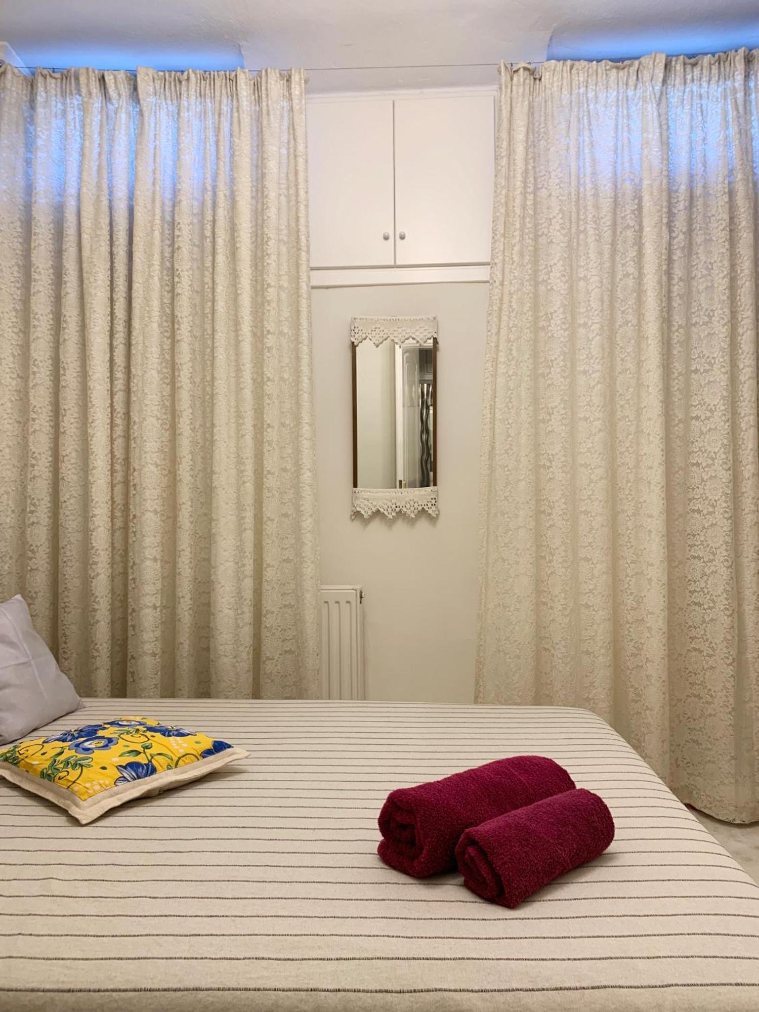 Gemuetliches Appartement In Ano Poli Thessaloníki Exteriör bild